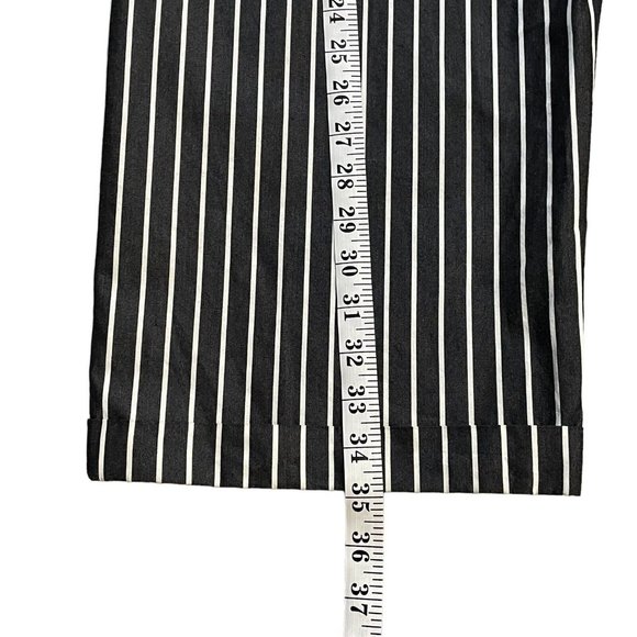 Black White Striped Cropped Pants
Lauren Ralph Lauren Womens Capri Size 14 - Picture 7 of 7